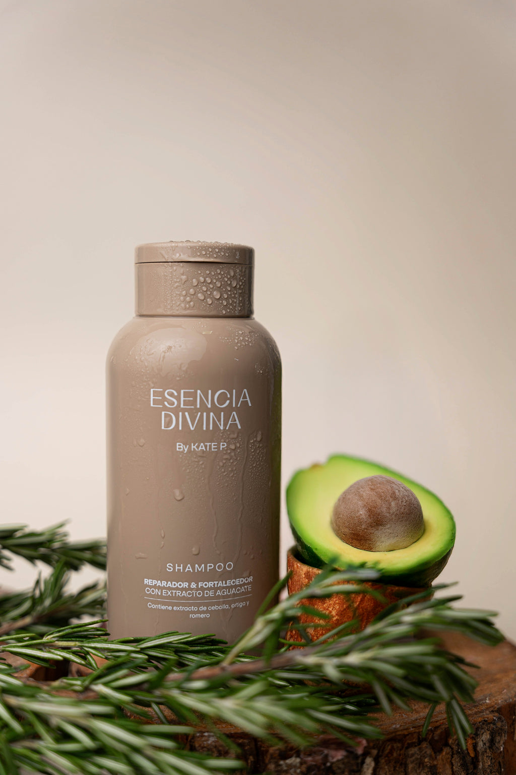 Shampoo Reparador y Fortalecedor con Extracto de Aguacate